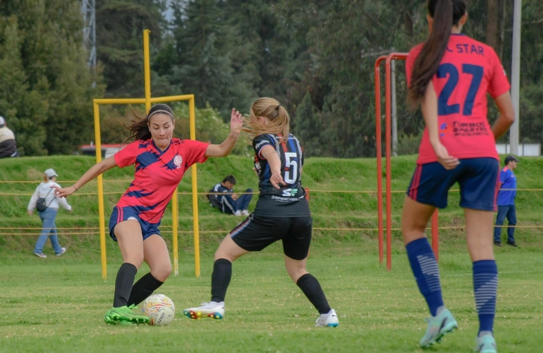Divertido ejercicio de pases para fútbol: The Box