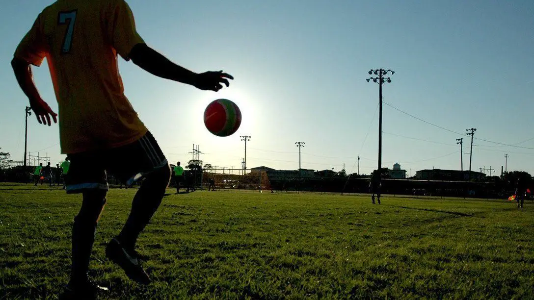 Football juggling for beginners