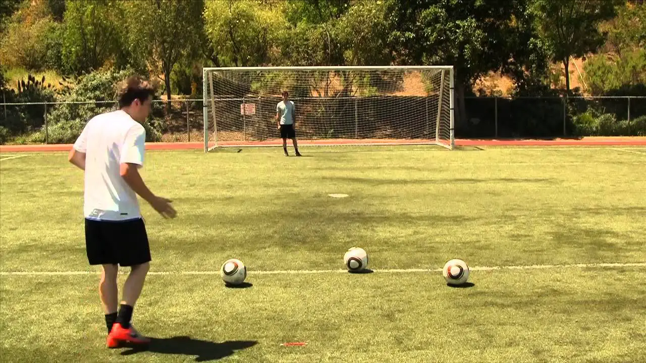 How to kick a football: 3 basic kicking techniques